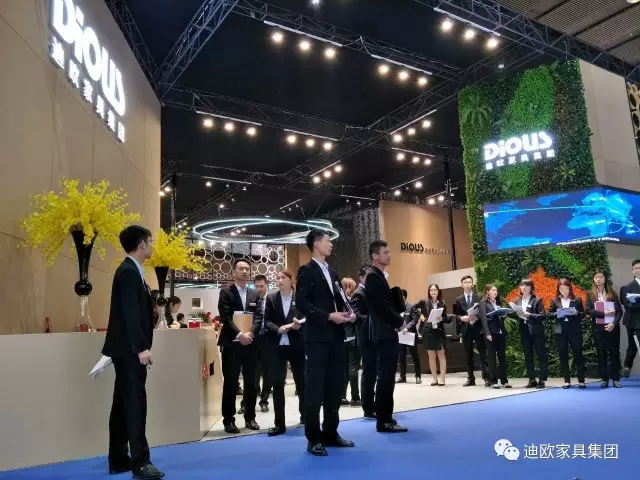 美女污网站家具国际范的展馆形象 美女污网站家具国际范的展馆形象